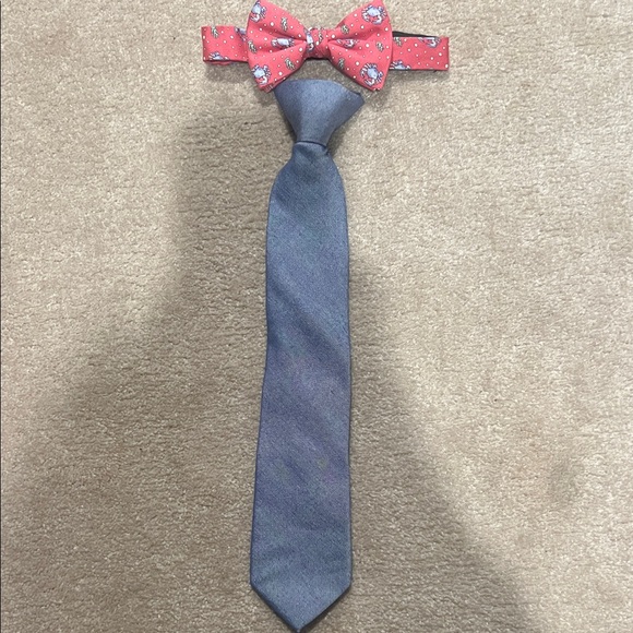Chaps Other - Stylish Blue Tie and pink Bow Tie Set